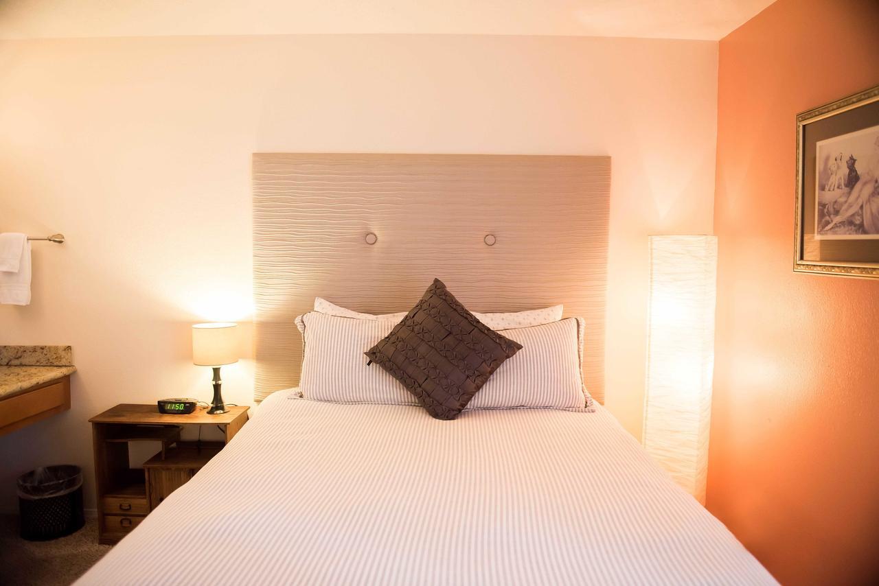 El Cuervo Abq Guest Rooms Альбукерке Экстерьер фото